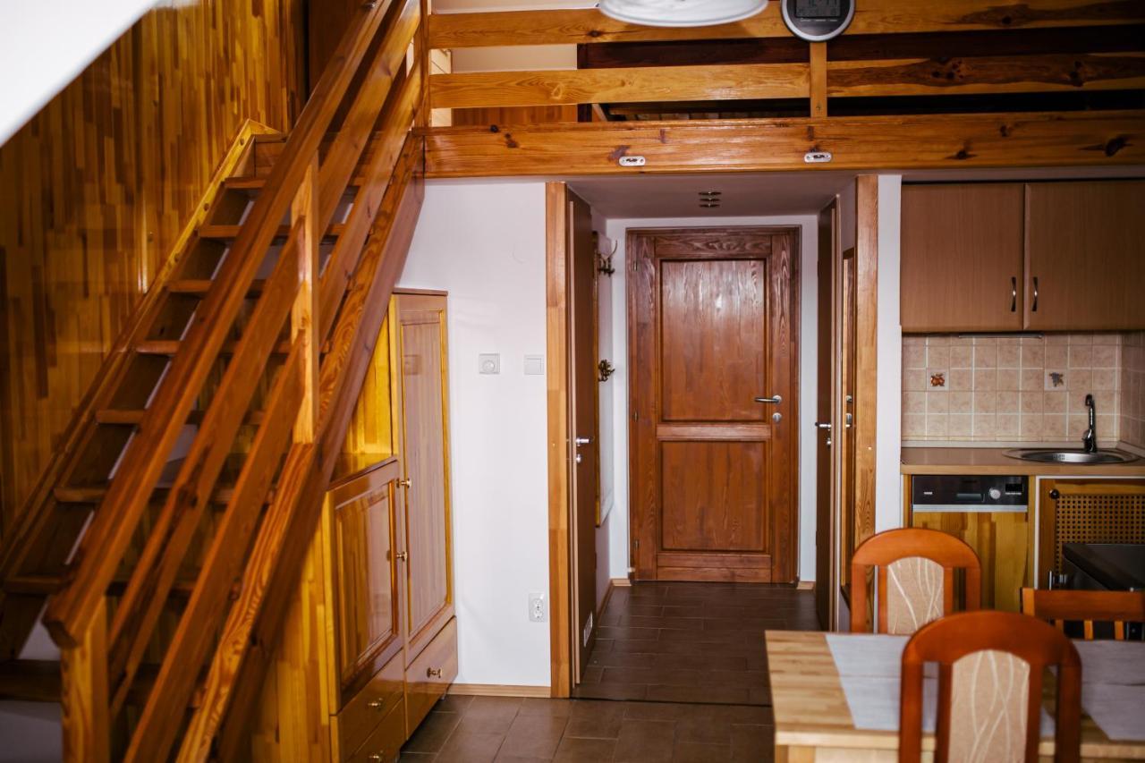 Niki Apartman Гюла Екстериор снимка